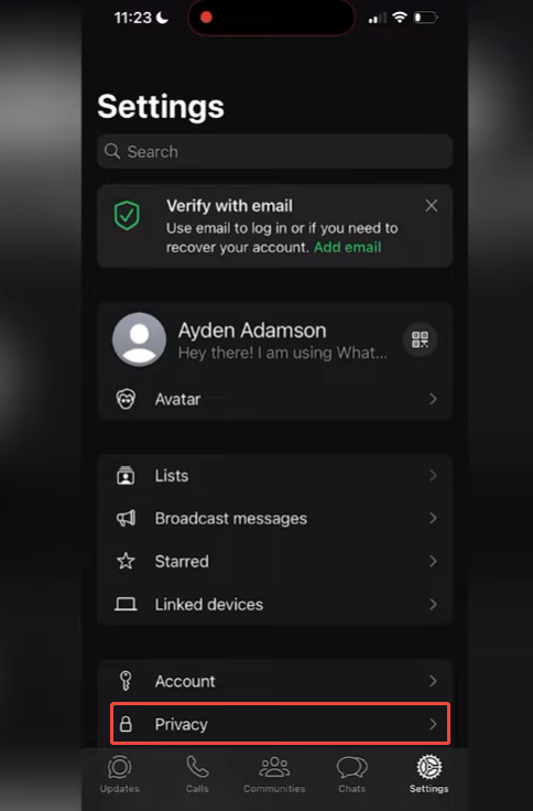 How to Be Invisible on JT WhatsApp?